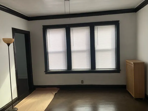 $1,200 | 6841 South Prairie Avenue, Unit 1, Chicago, IL 60637