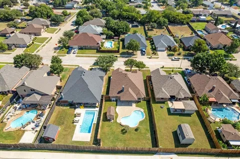 $384,900 | 6825 Cheatham Drive, Watauga, TX 76148