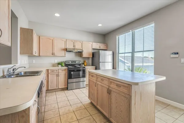 $2,550 | 3570 Four Oaks Boulevard, Tallahassee, FL 32311