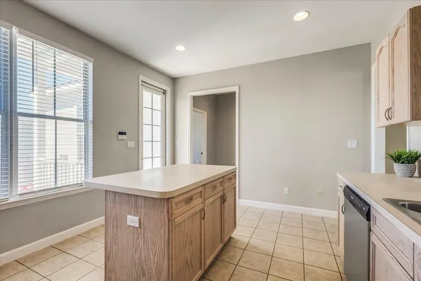 $2,550 | 3570 Four Oaks Boulevard, Tallahassee, FL 32311