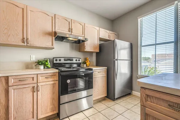 $2,550 | 3570 Four Oaks Boulevard, Tallahassee, FL 32311