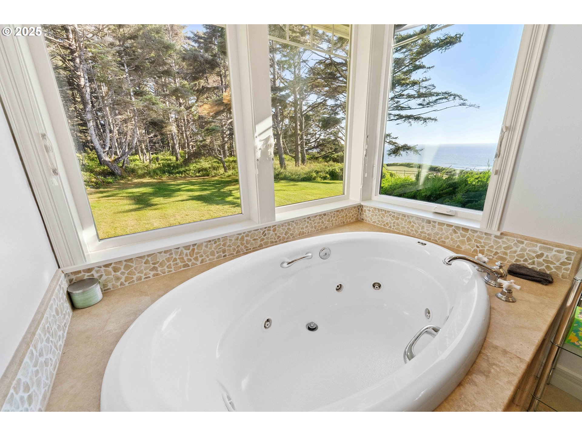 88248 Tokyo Lane Bandon, OR 97411 - Photo 24 of 48