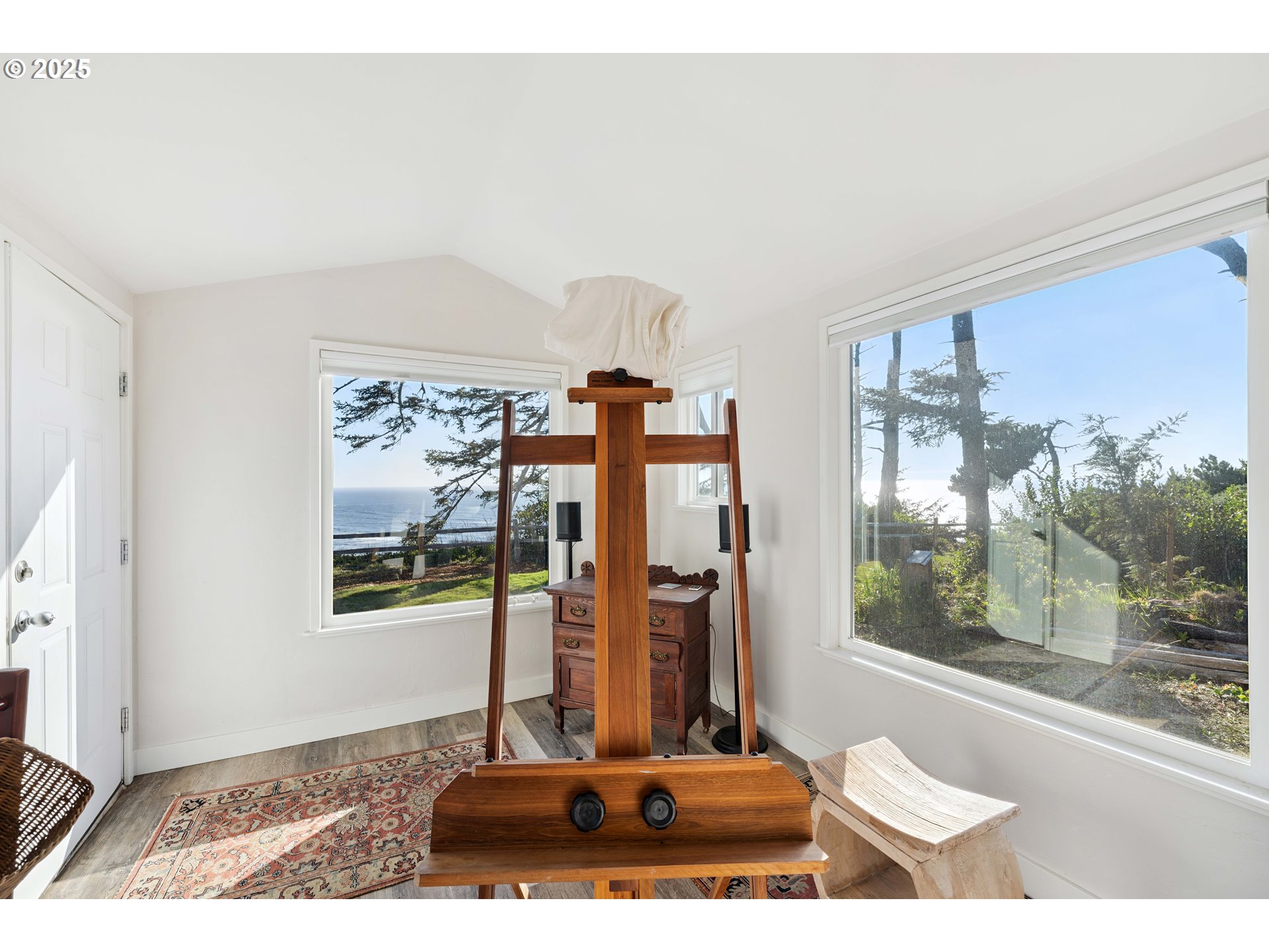 88248 Tokyo Lane Bandon, OR 97411 - Photo 37 of 48