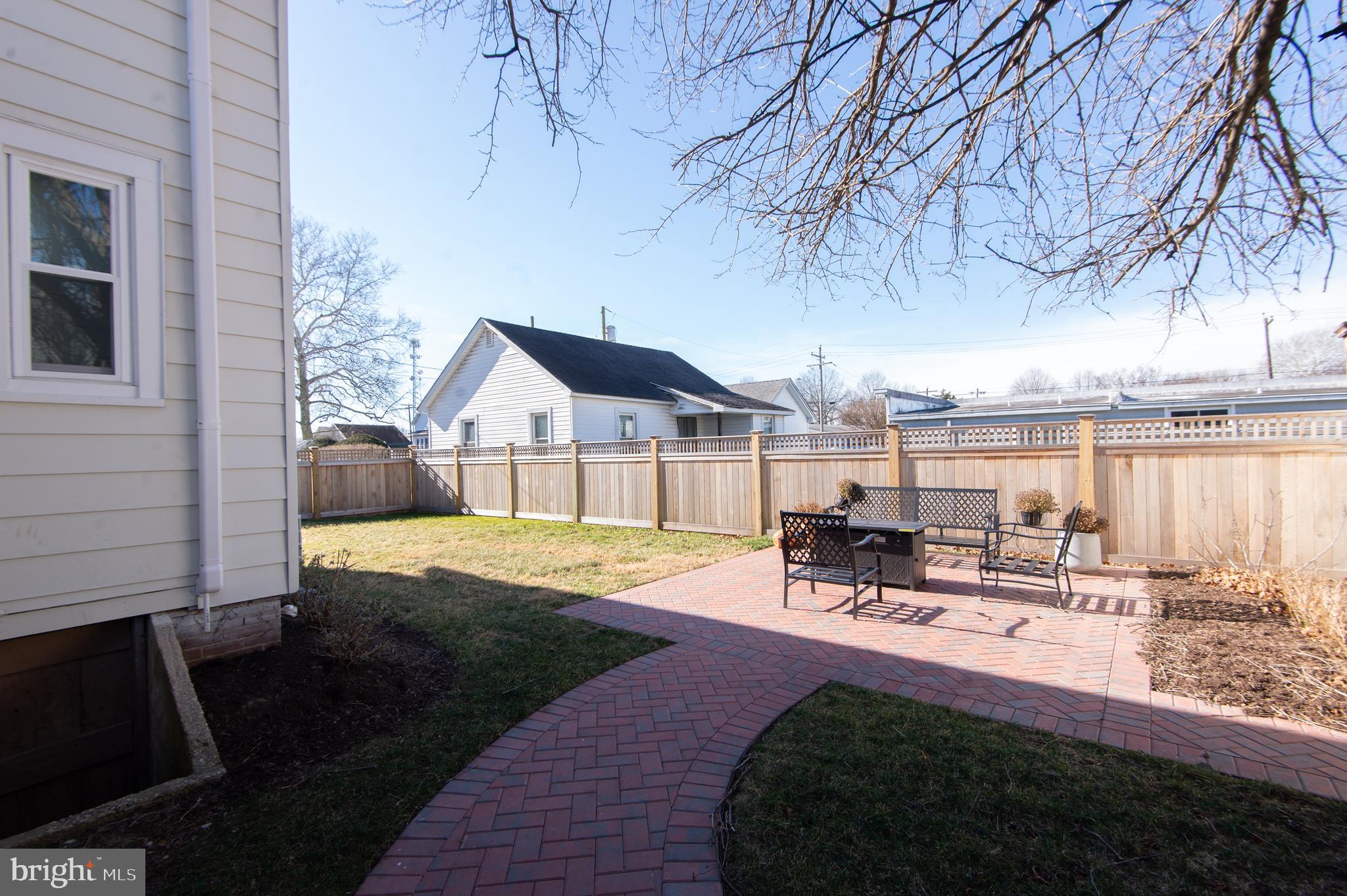 533 South Street Easton, MD 21601 - Photo 44 of 47 a view of a house with backyard and sitting area