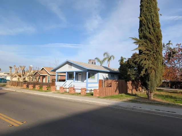 $225,000 | 512 Sunset Street, Coalinga, CA 93210