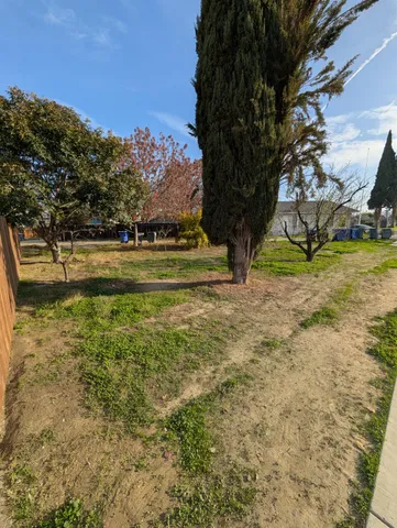 $225,000 | 512 Sunset Street, Coalinga, CA 93210