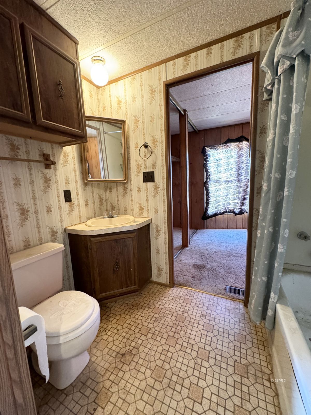 770 East Burns Avenue Ridgecrest, CA 93555 - Photo 12 of 16