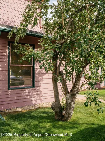 $12,000 | 333 West Main Street, Unit B2, Aspen, CO 81611