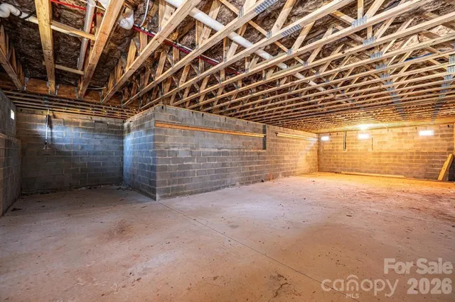 $359,900 | 1314 39th St Circle Southwest, Hickory, NC 28602