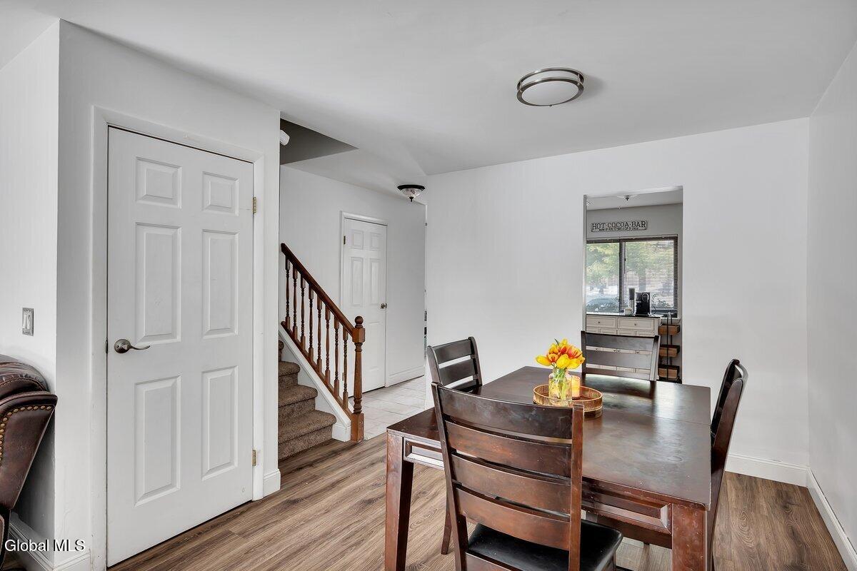 95 Ridgewood Terrace Albany, NY 12203 - Photo 13 of 43 23