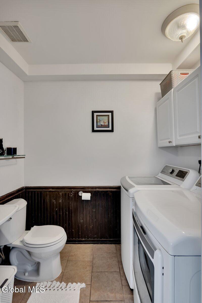 95 Ridgewood Terrace Albany, NY 12203 - Photo 18 of 43 31