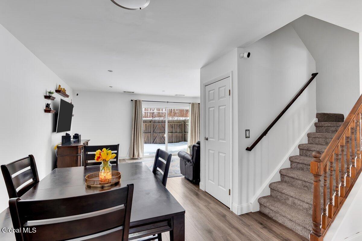 95 Ridgewood Terrace Albany, NY 12203 - Photo 10 of 43 24