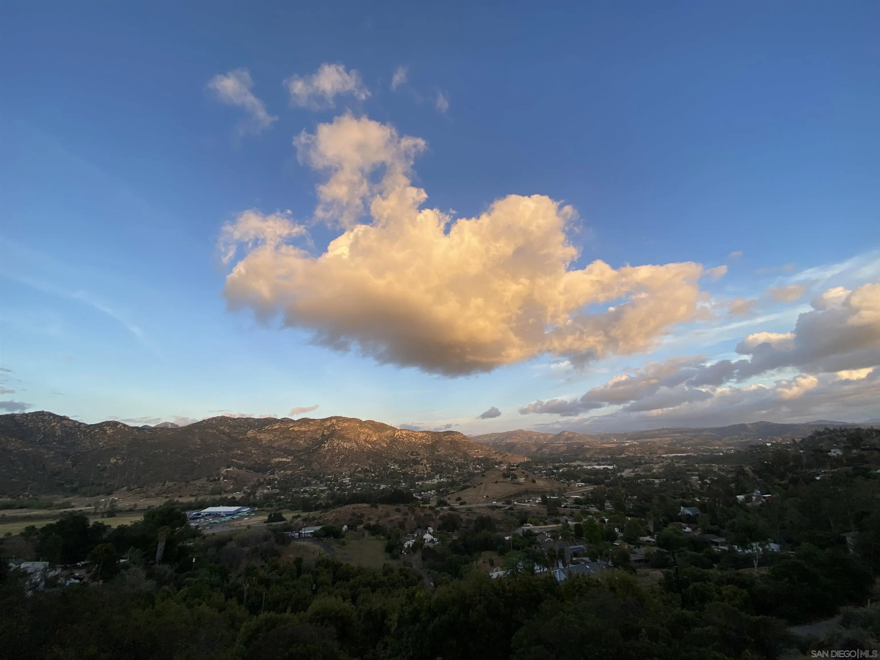 11642 Hi Ridge Road, Unit 8 Lakeside, CA 92040 - Photo 11 of 16 Gallery Image 11