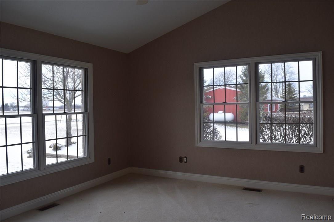 12203 Gooding Road Milan, MI 48160 - Photo 23 of 55 DSC_0252.JPG