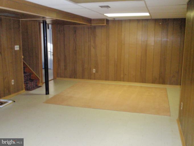 11017 Lombardy Road Silver Spring, MD 20901 - Photo 4 of 12 Bedroom