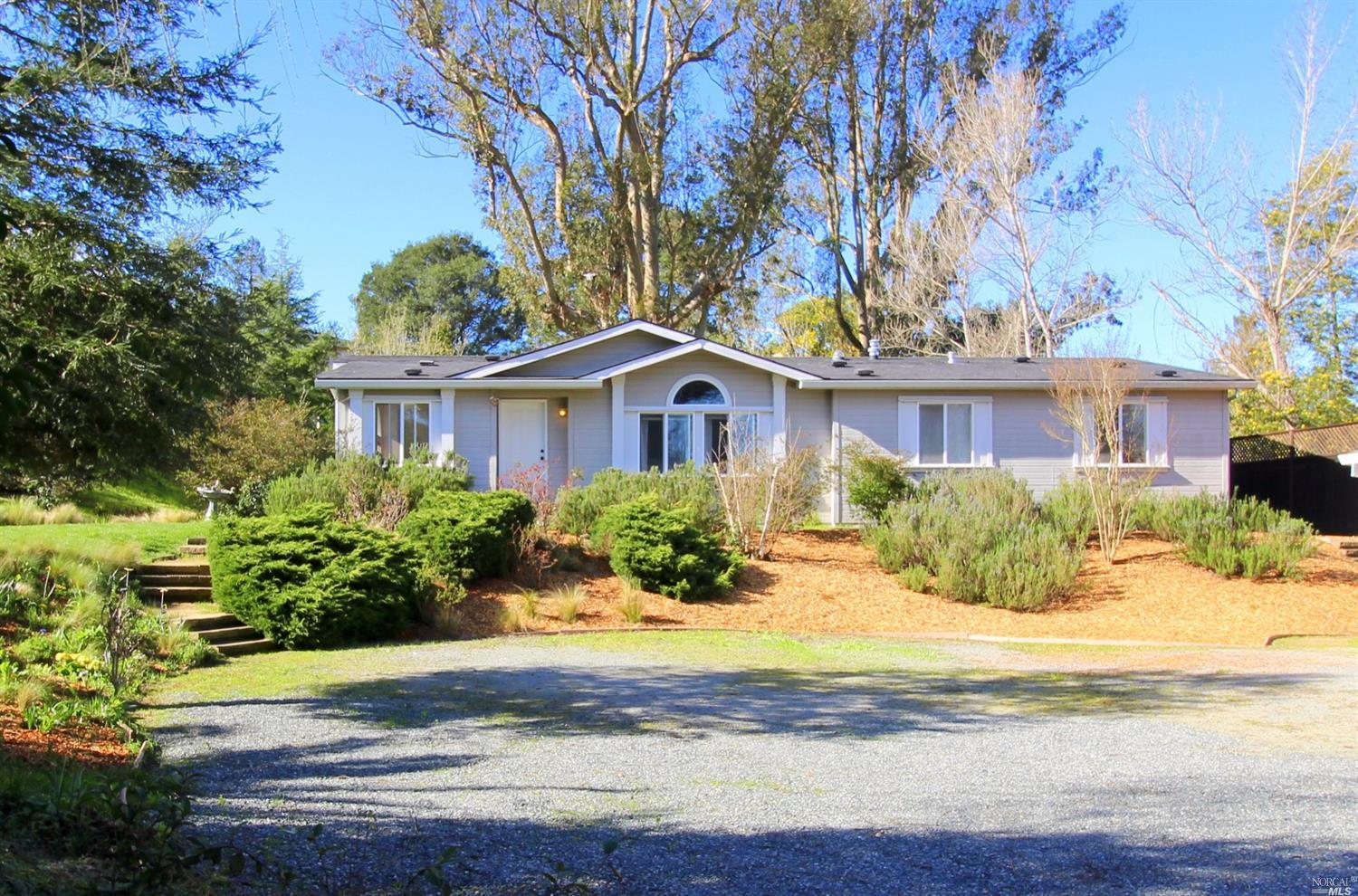 400 Ronsheimer Road Penngrove, CA 94951 - Photo 1 of 1 Gallery Image 1
