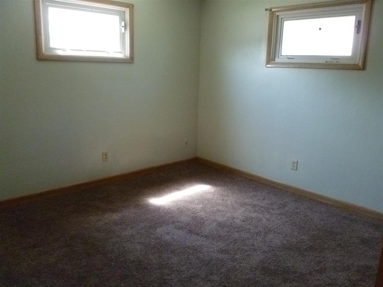 724 Hartzell Road New Haven, IN 46774 - Photo 8 of 11 Gallery Image 8