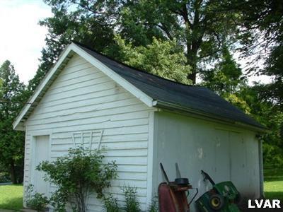 170 Covered Bridge Road Northampton, PA 18067 - Photo 3 of 10 Gallery Image 3
