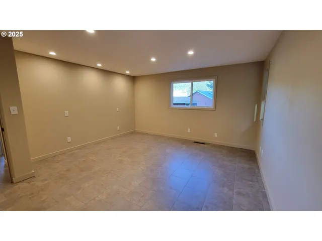 $799,000 | 34336 Stewart Hills Lane, Cottage Grove, OR 97424