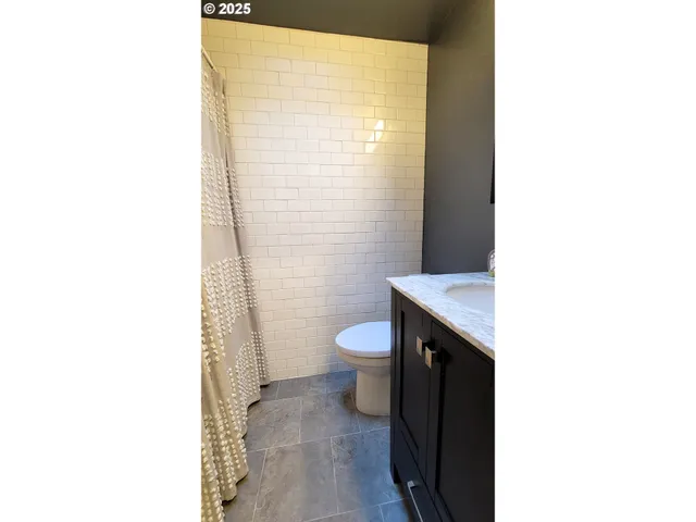 $799,000 | 34336 Stewart Hills Lane, Cottage Grove, OR 97424