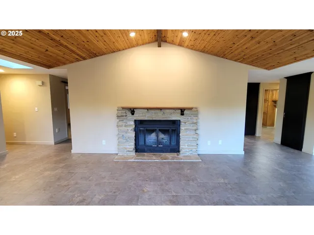 $799,000 | 34336 Stewart Hills Lane, Cottage Grove, OR 97424