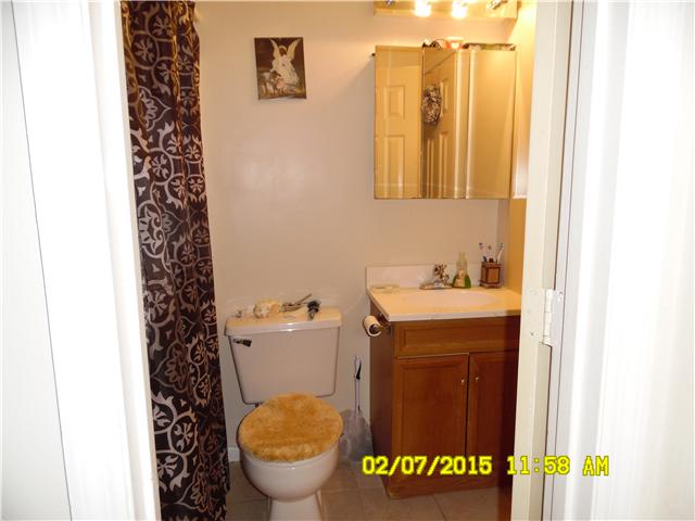 310 Manzano Road Madison, TN 37115 - Photo 4 of 8 There are two full baths in each unit.