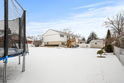 $449,000 | 5805 Rose Court, Countryside, IL 60525