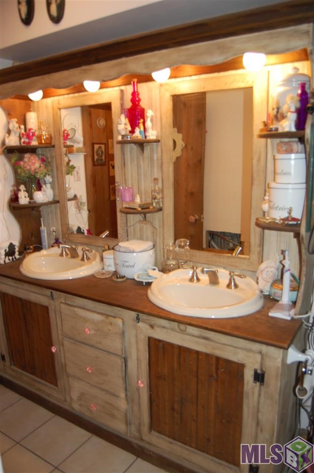 10310 Sims Road Denham Springs, LA 70706 - Photo 15 of 37 Master Bath