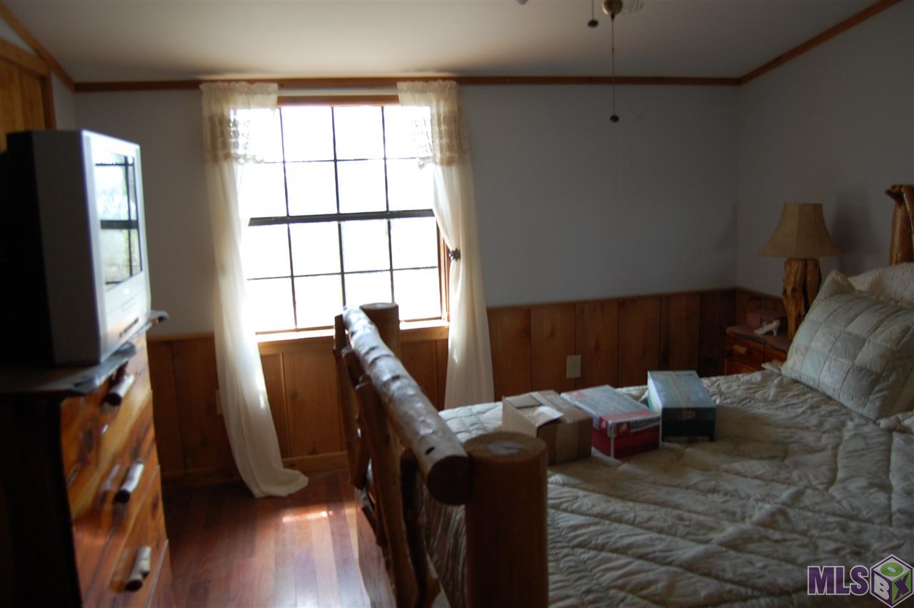 10310 Sims Road Denham Springs, LA 70706 - Photo 22 of 37 Bedroom 1