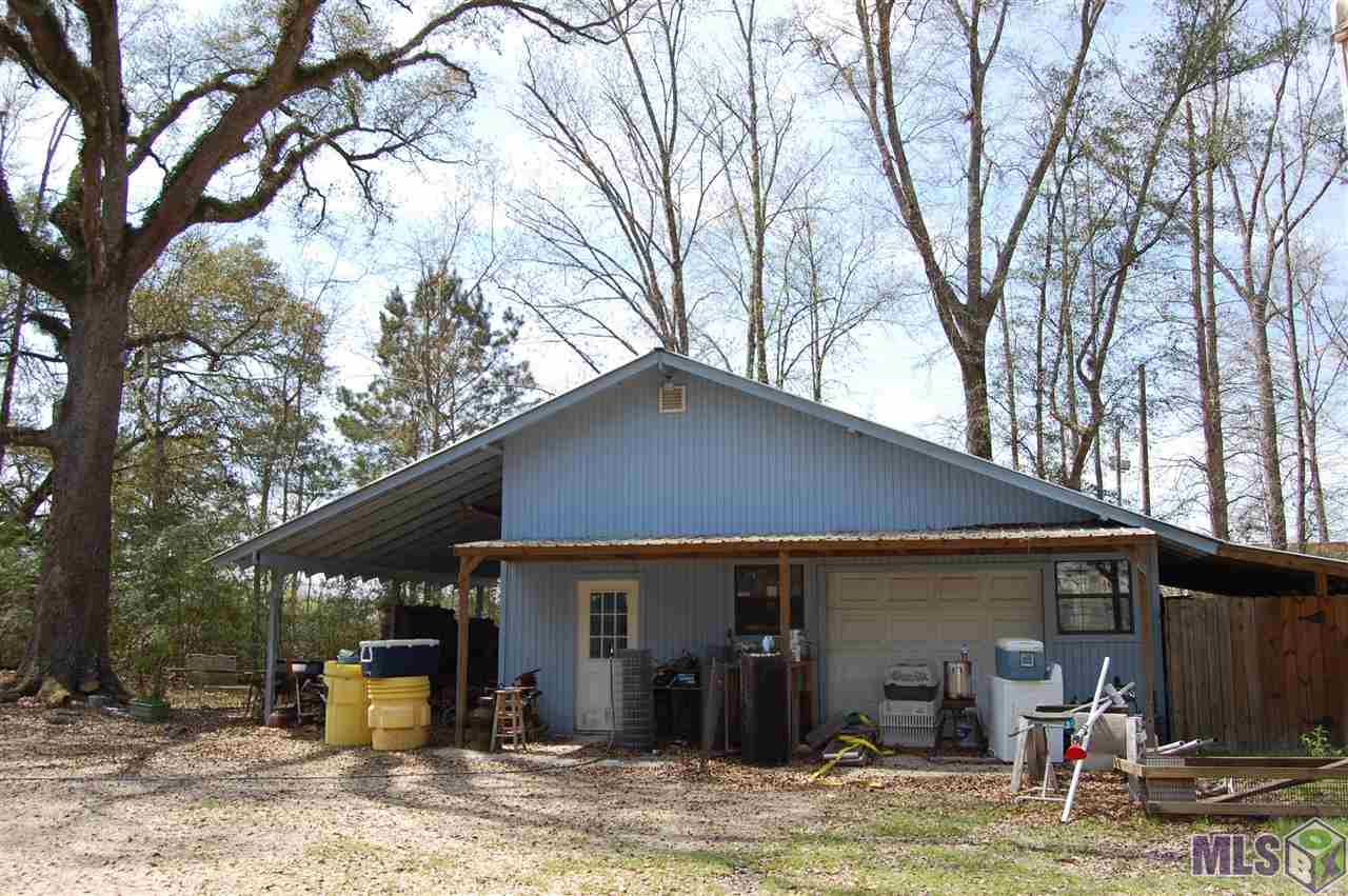 10310 Sims Road Denham Springs, LA 70706 - Photo 37 of 37 Boat Port/ Shop with Garage Door