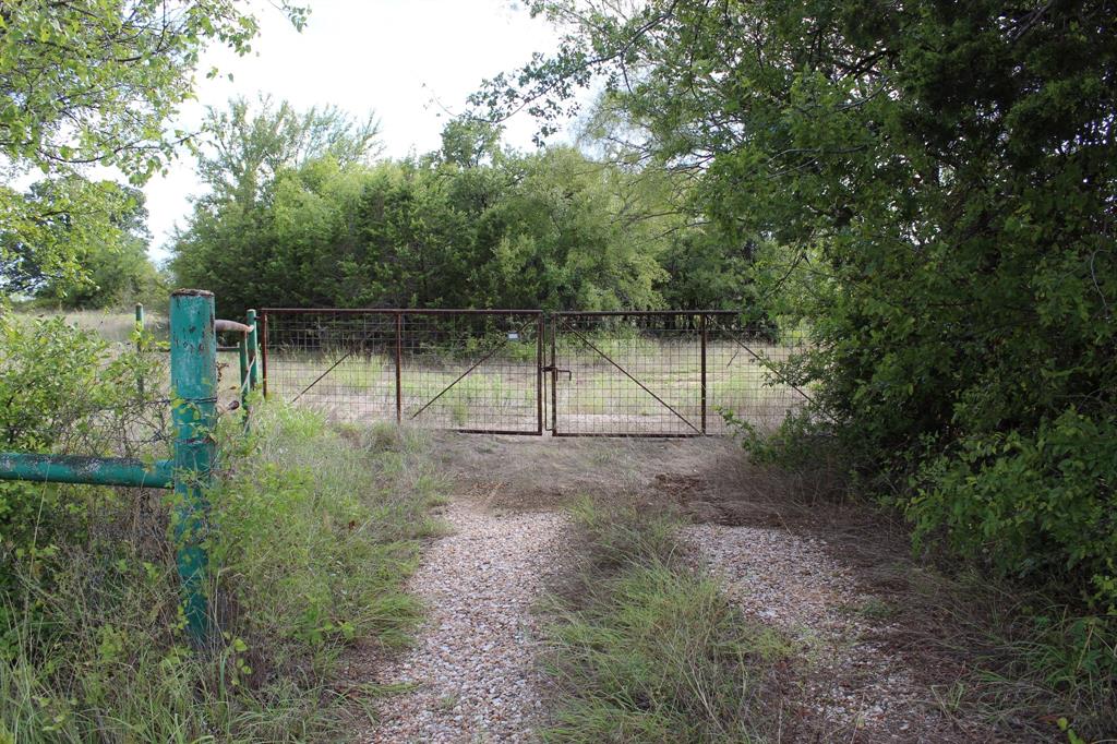 4996 State Highway South Graham, TX 76450 - Photo 2 of 14 View of gate