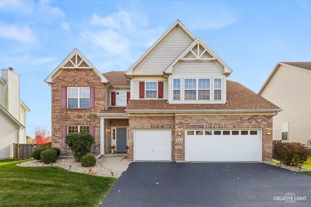 $515,000 | 945 Wyndham Drive, South Elgin, IL 60177