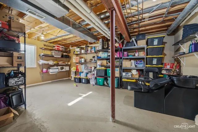 $515,000 | 945 Wyndham Drive, South Elgin, IL 60177