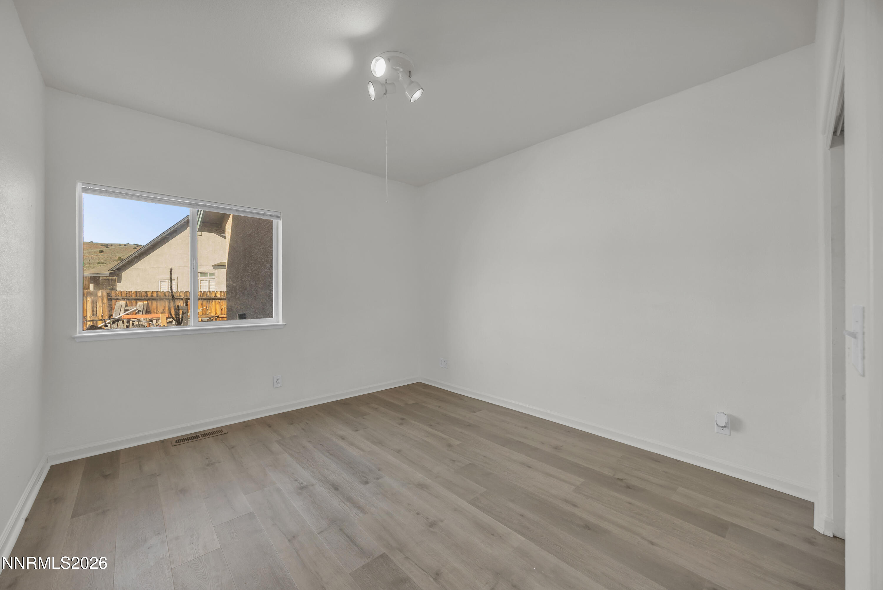 20983 Little Valley Court Reno, NV 89508 - Photo 12 of 20 37_img_3929