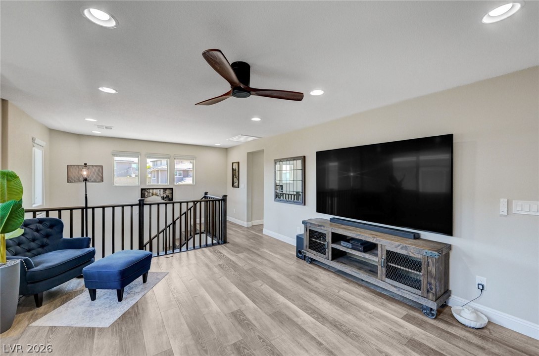 12466 Point Sierra Street Las Vegas, NV 89138 - Photo 11 of 75