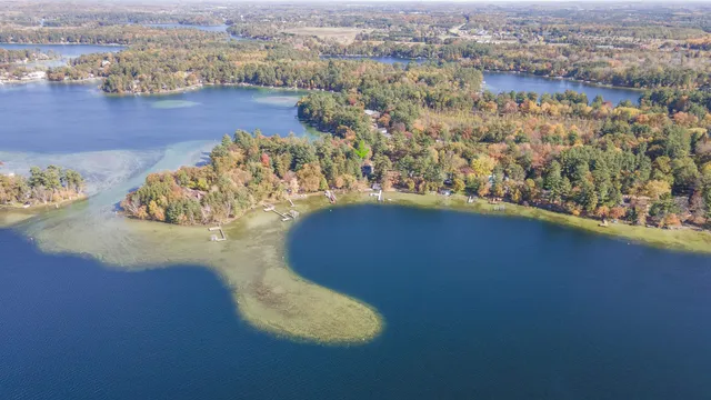 $1,999,999 | N2371 Long Cove Drive, Waupaca, WI 54981