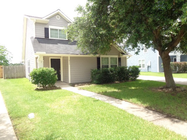 231 Silver Mist Circle Dickinson, TX 77539 - Photo 2 of 21