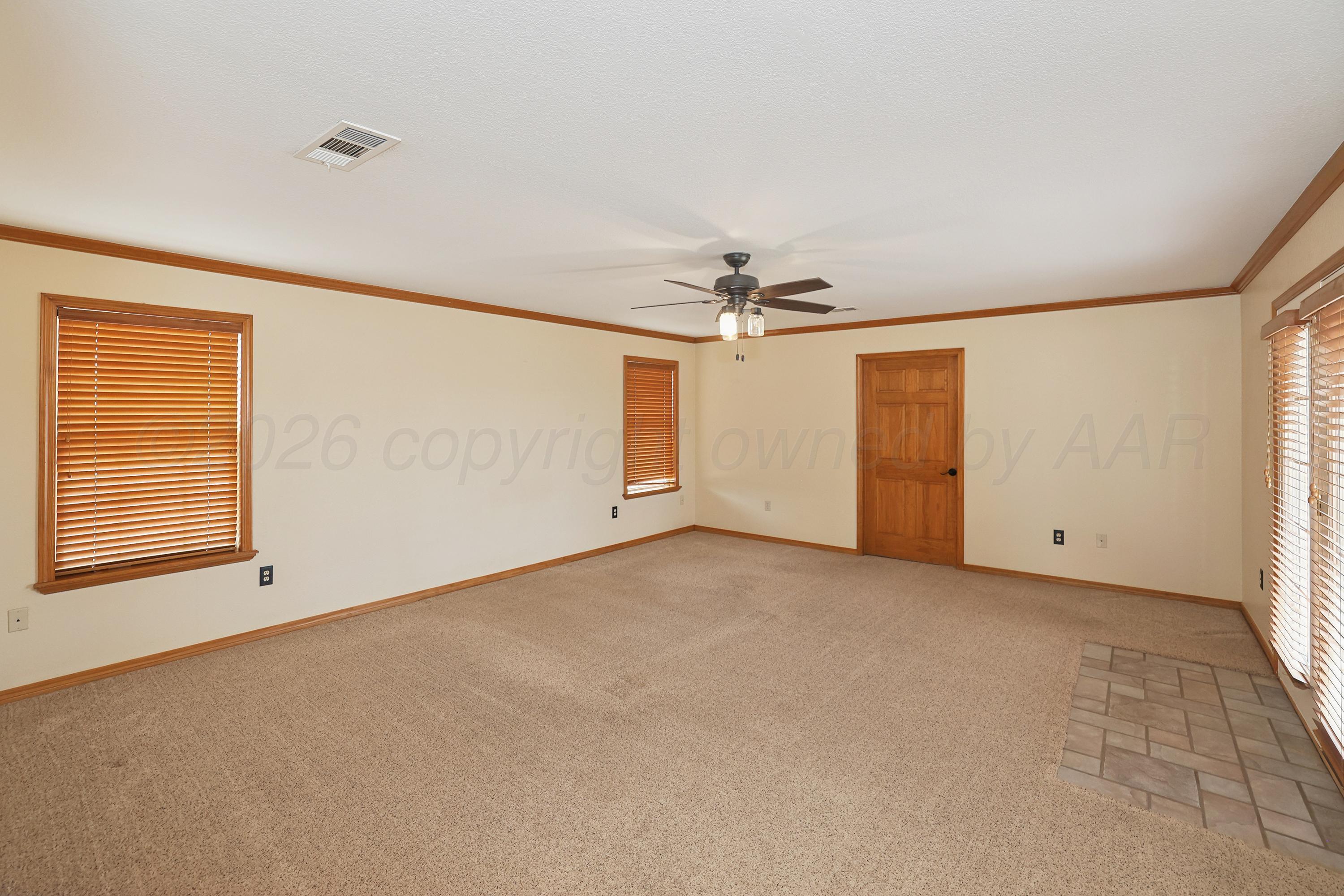 474 West Plantation Road Amarillo, TX 79118 - Photo 17 of 43 19-Primary Bedroom