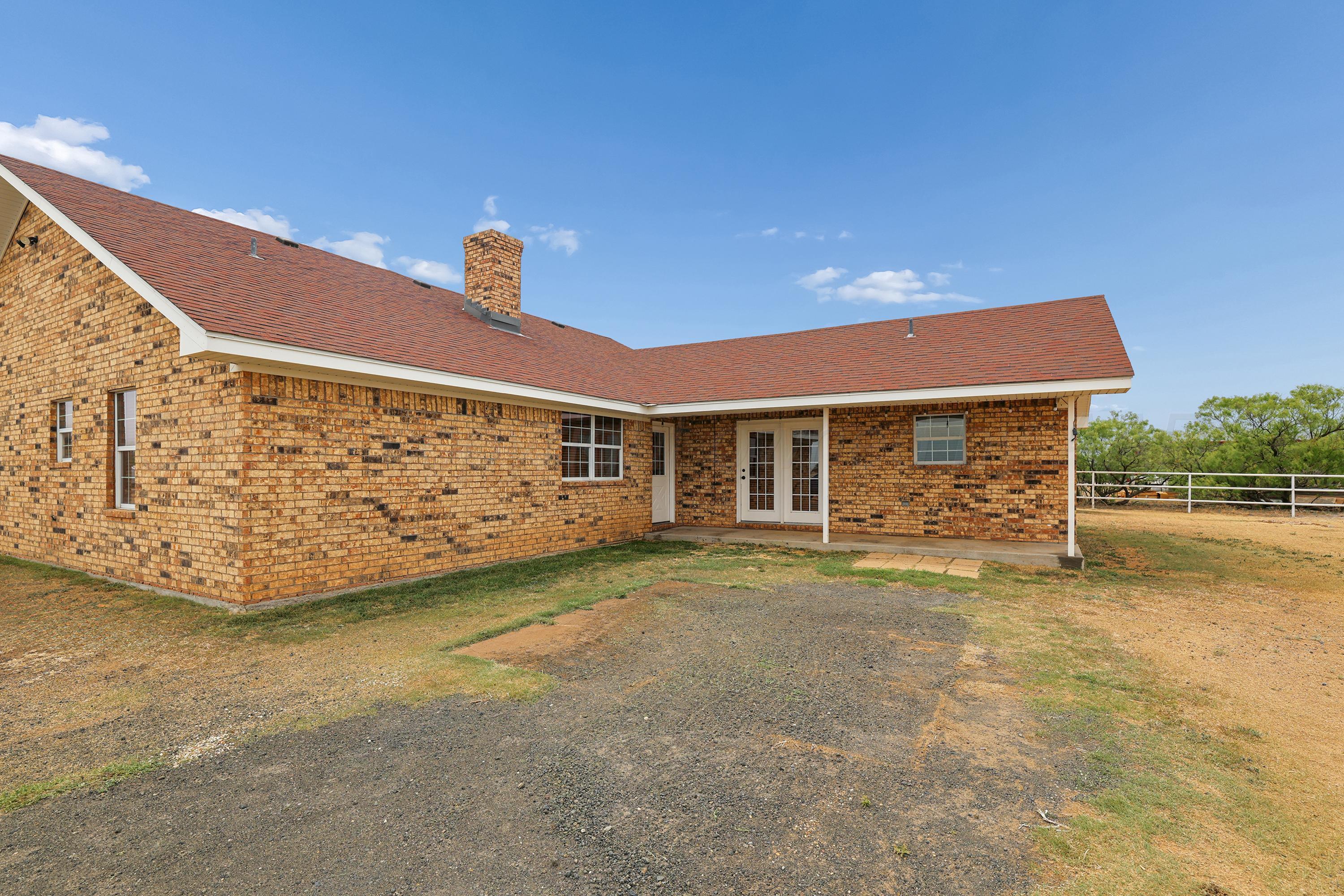 474 West Plantation Road Amarillo, TX 79118 - Photo 28 of 43 30-Back Patio