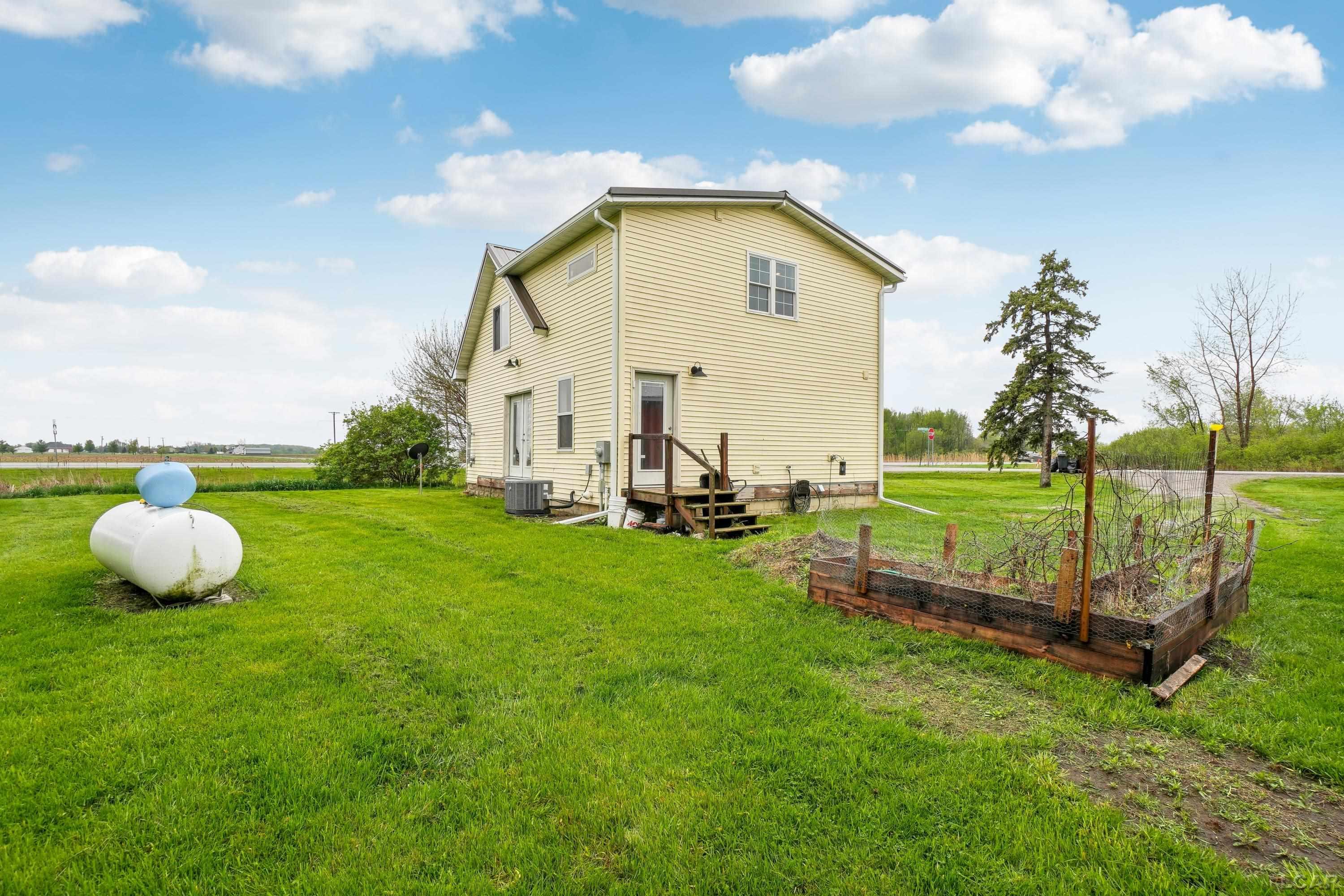 5200 Dennison Road Dundee, MI 48131 - Photo 26 of 44 50173845-17b43eb7-6ba9-4b67-9fe1-55c2f3b03f0c.JPG