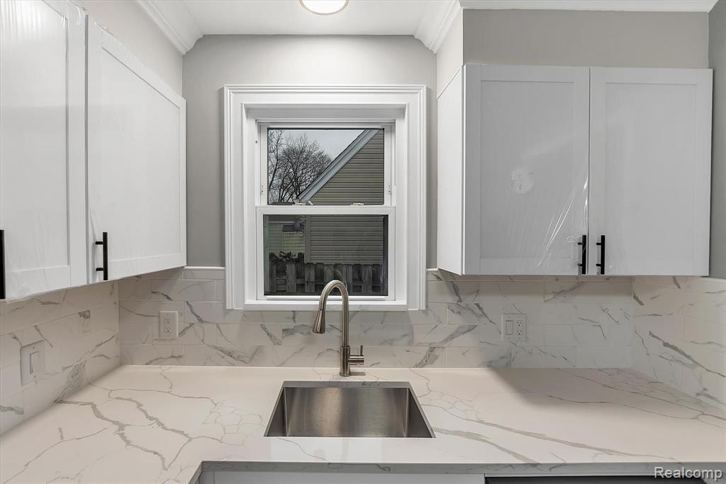 134 Massoit Street Clawson, MI 48017 - Photo 10 of 39