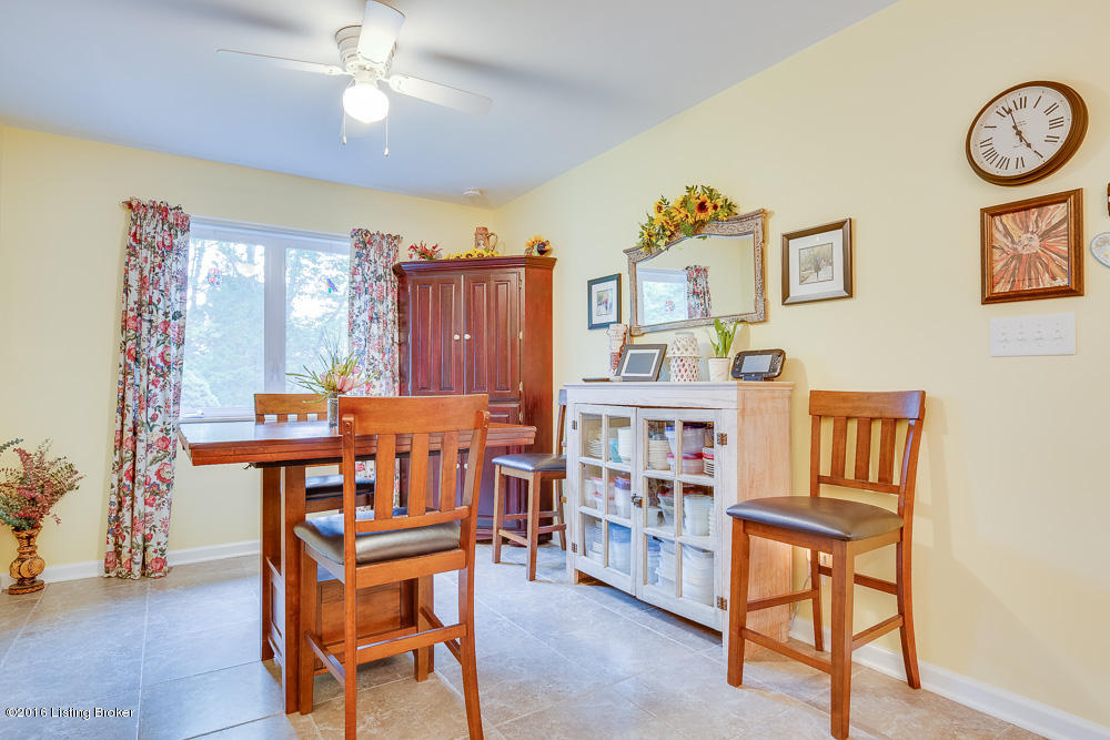 17021 Dry Ridge Road Louisville, KY 40299 - Photo 15 of 58 Small-5