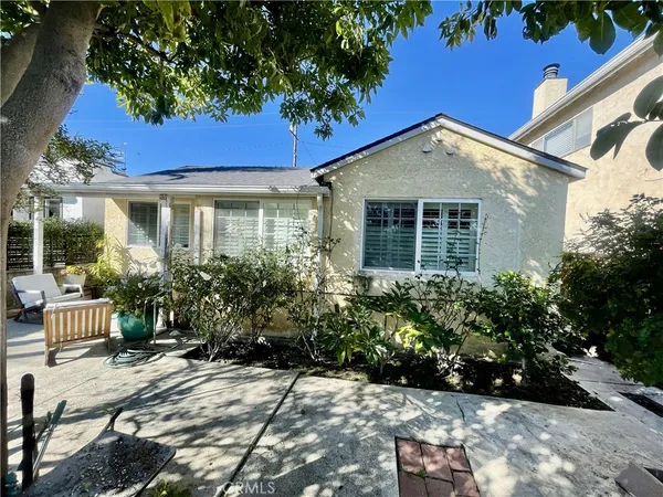 $1,499,000 | 823 Commonwealth Avenue, Venice, CA 90291