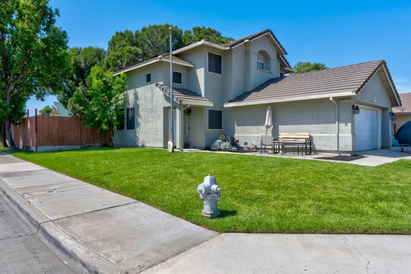 725 McKinley Street Los Banos, CA 93635 - Photo 6 of 47