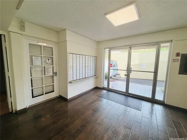$249,000 | 98-1038 Moanalua Road, Unit 7803, Aiea, HI 96701