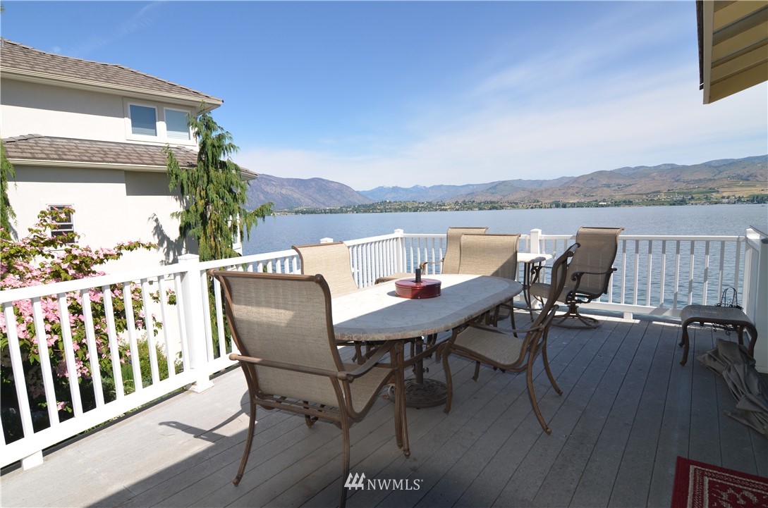 2900 South Lakeshore Road Chelan, WA 98816 - Photo 6 of 12 Gallery Image 6