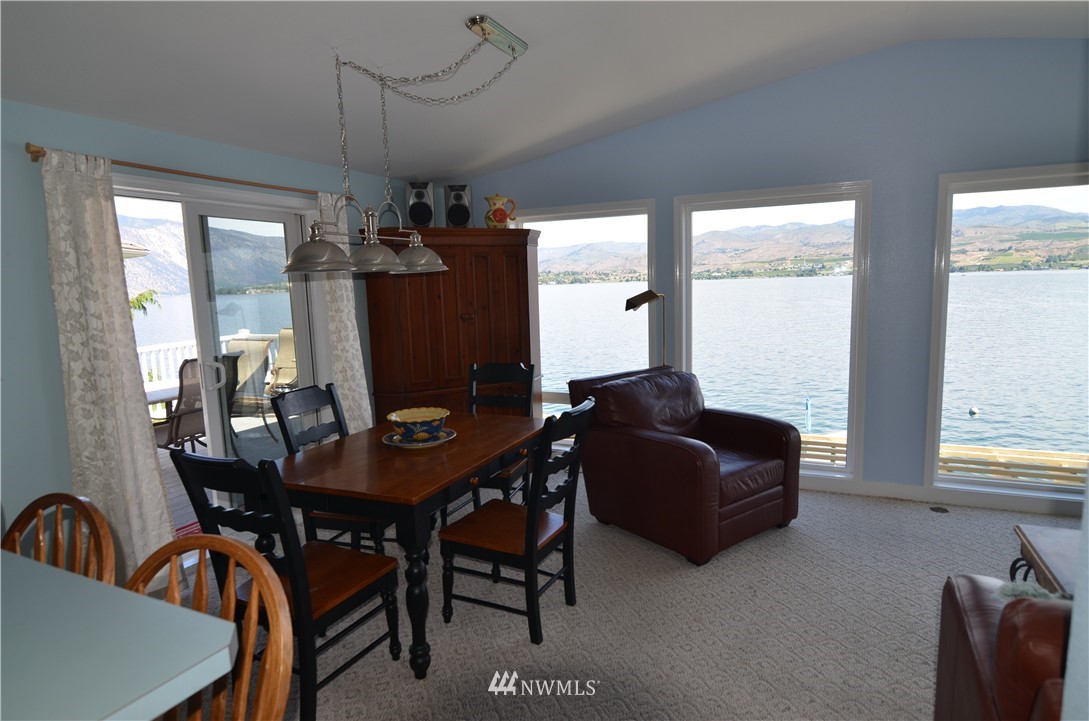 2900 South Lakeshore Road Chelan, WA 98816 - Photo 10 of 12 Gallery Image 10