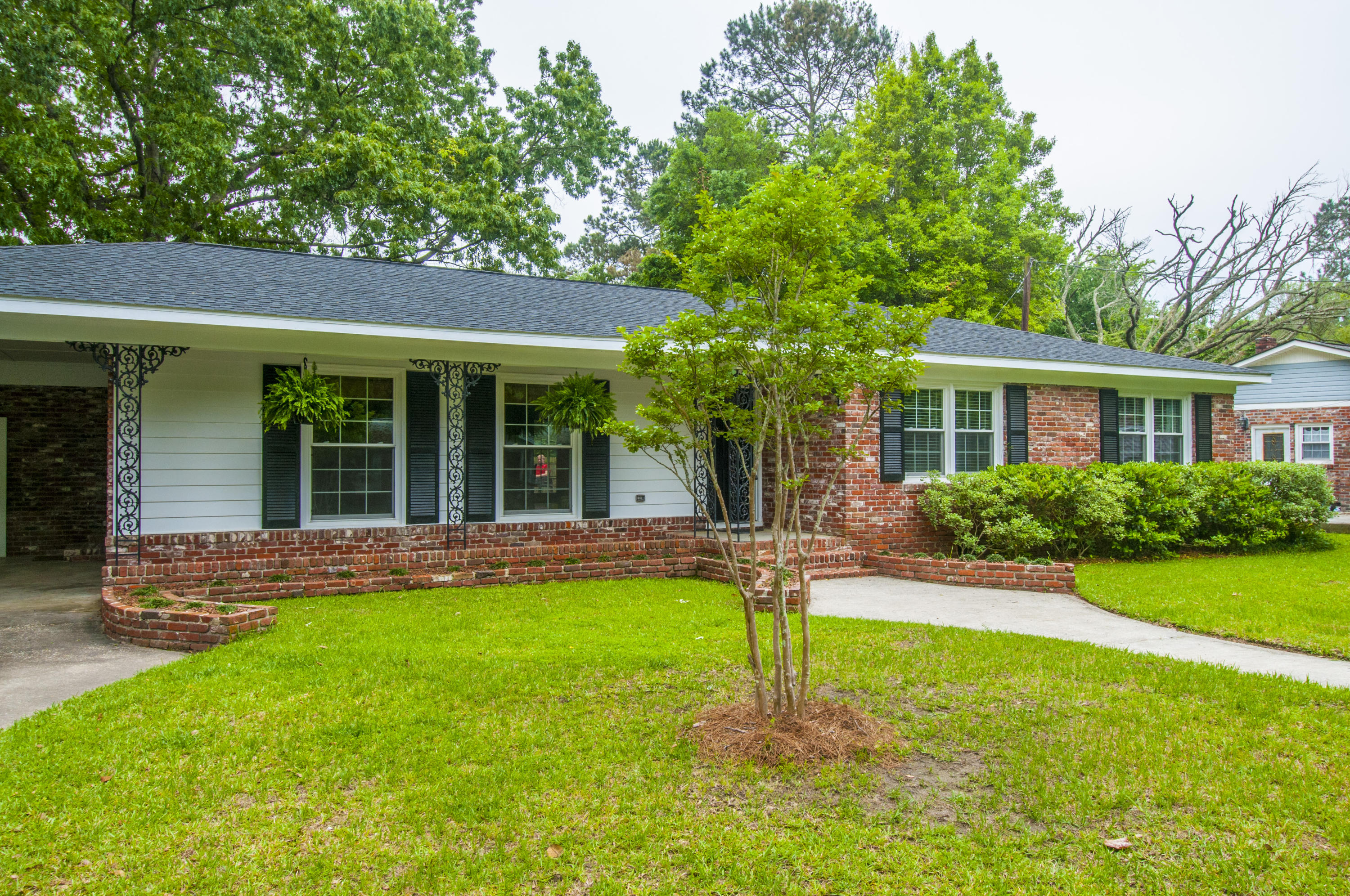 1413 Tara Road Charleston, SC 29407 - Photo 1 of 40 _DSC4477