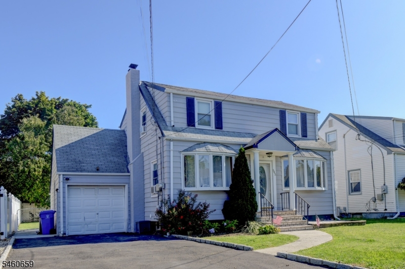 545 Winthrop Road Union, NJ 07083 - Photo 2 of 15 Gallery Image 2