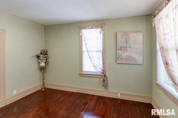 $87,000 | 1016 East Virginia Avenue, Peoria, IL 61603